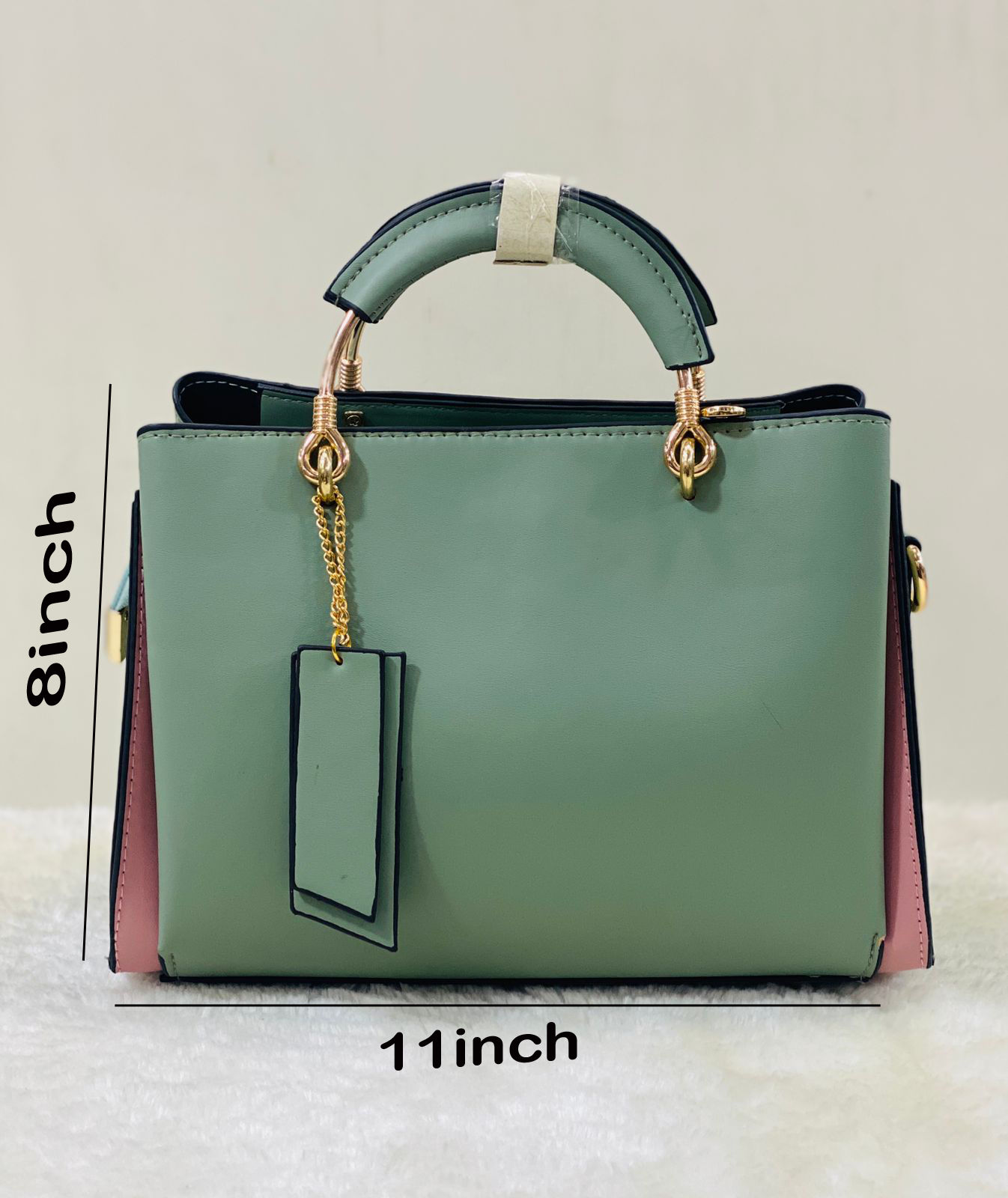 China ladies bag black and white stylish bag for women and girls bag hand and shoulder bag( LONGH 11INCH HIGHT 8 INCH )