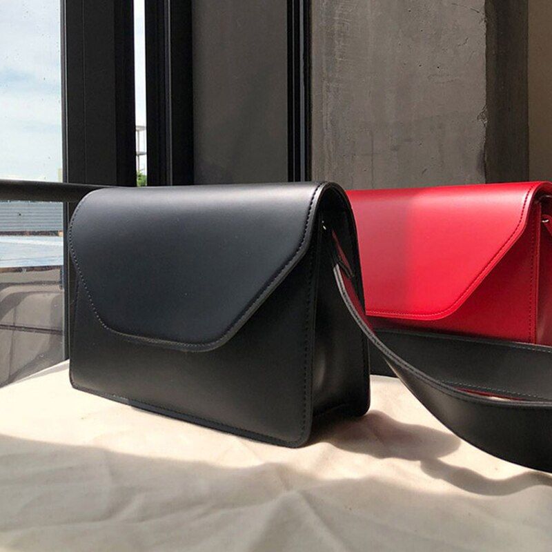 EXCELSIOR New Wide Strap Crossbody Bags Solid Small Flap PU Messenger Handbag for Women 2021 ins Fashion Bags Bolsa for Female