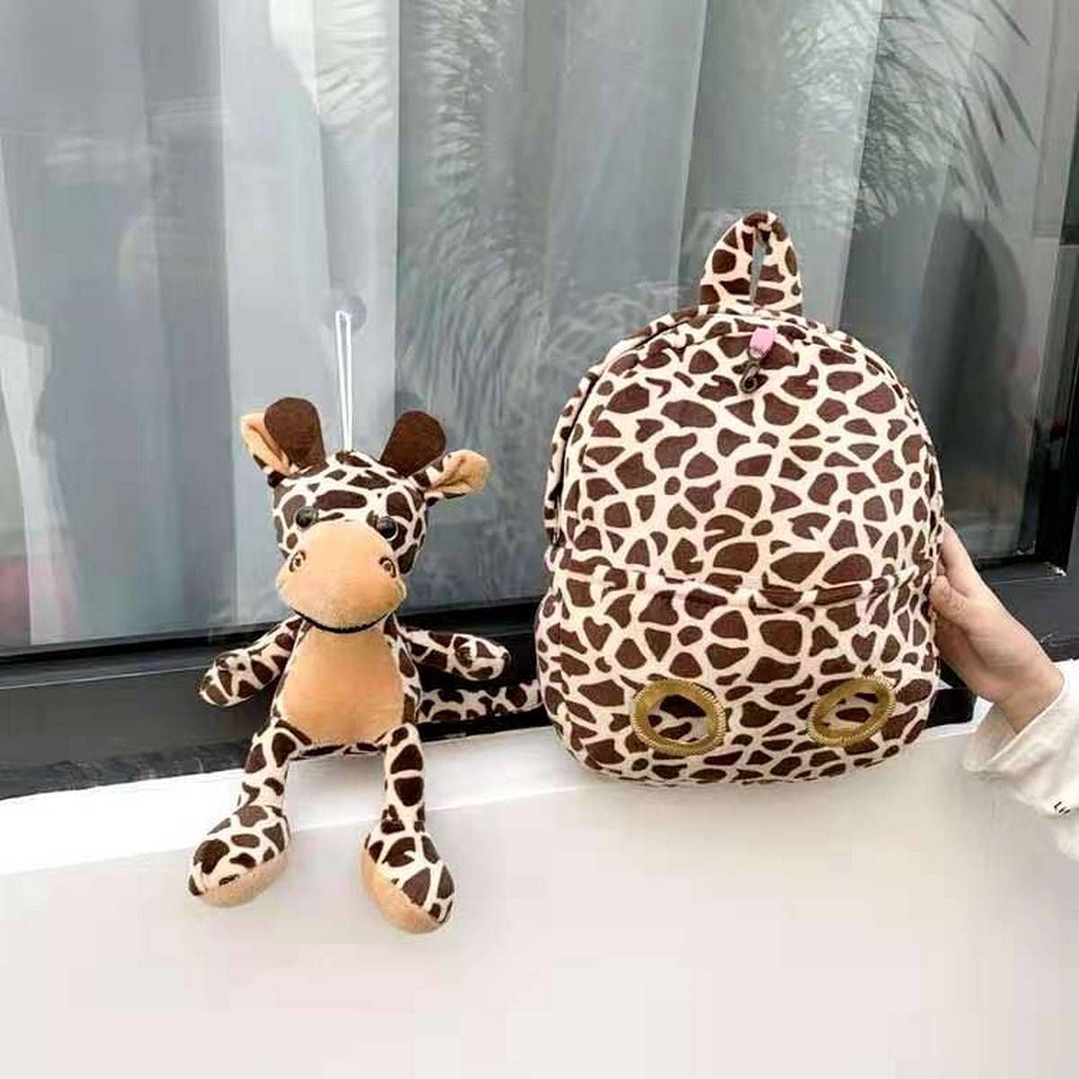 New design baby backpack with doll (2011712 Girrafe)