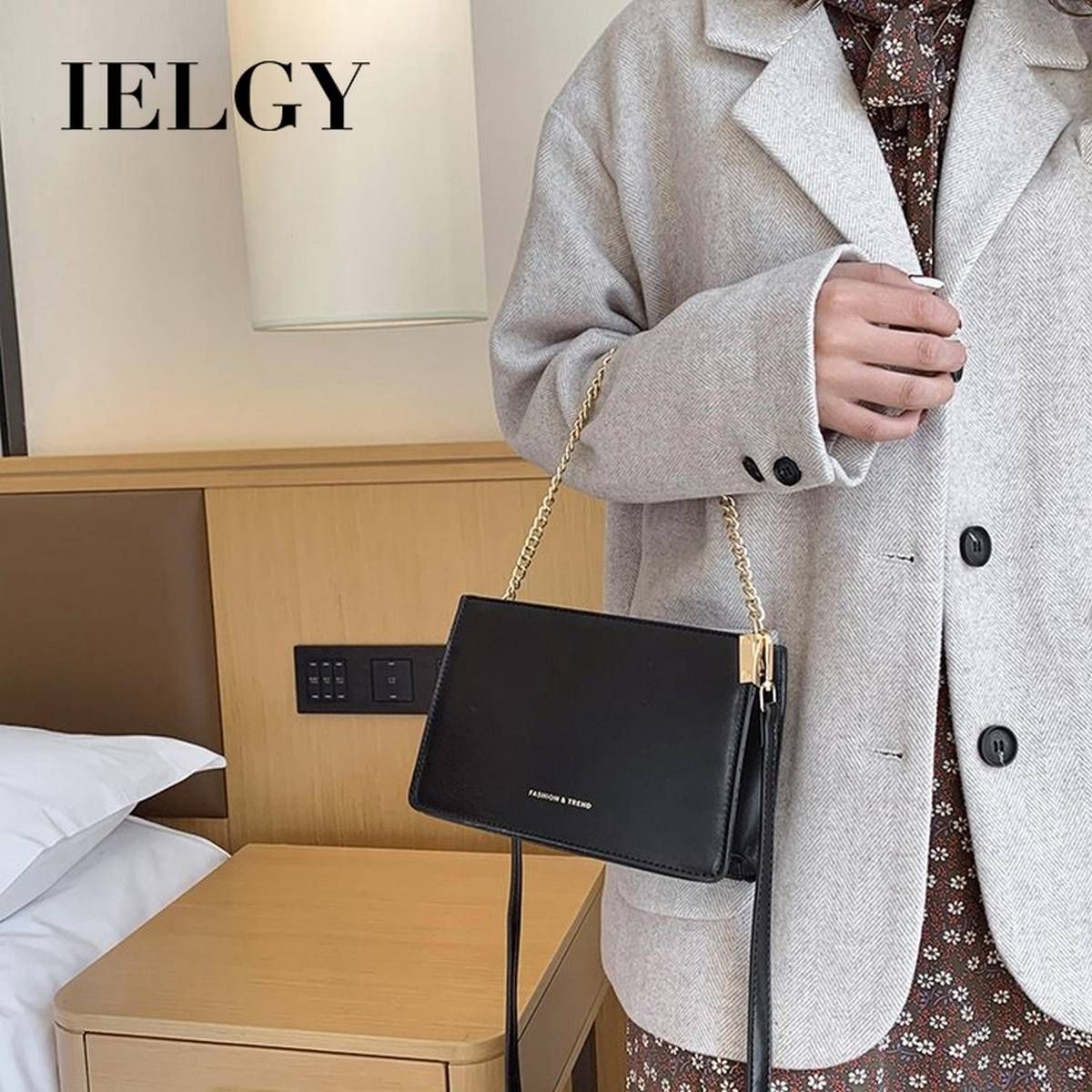 Crossbody Shoulder Bag Women's Retro Western Wild High-end Brown Chain Small Square Bag