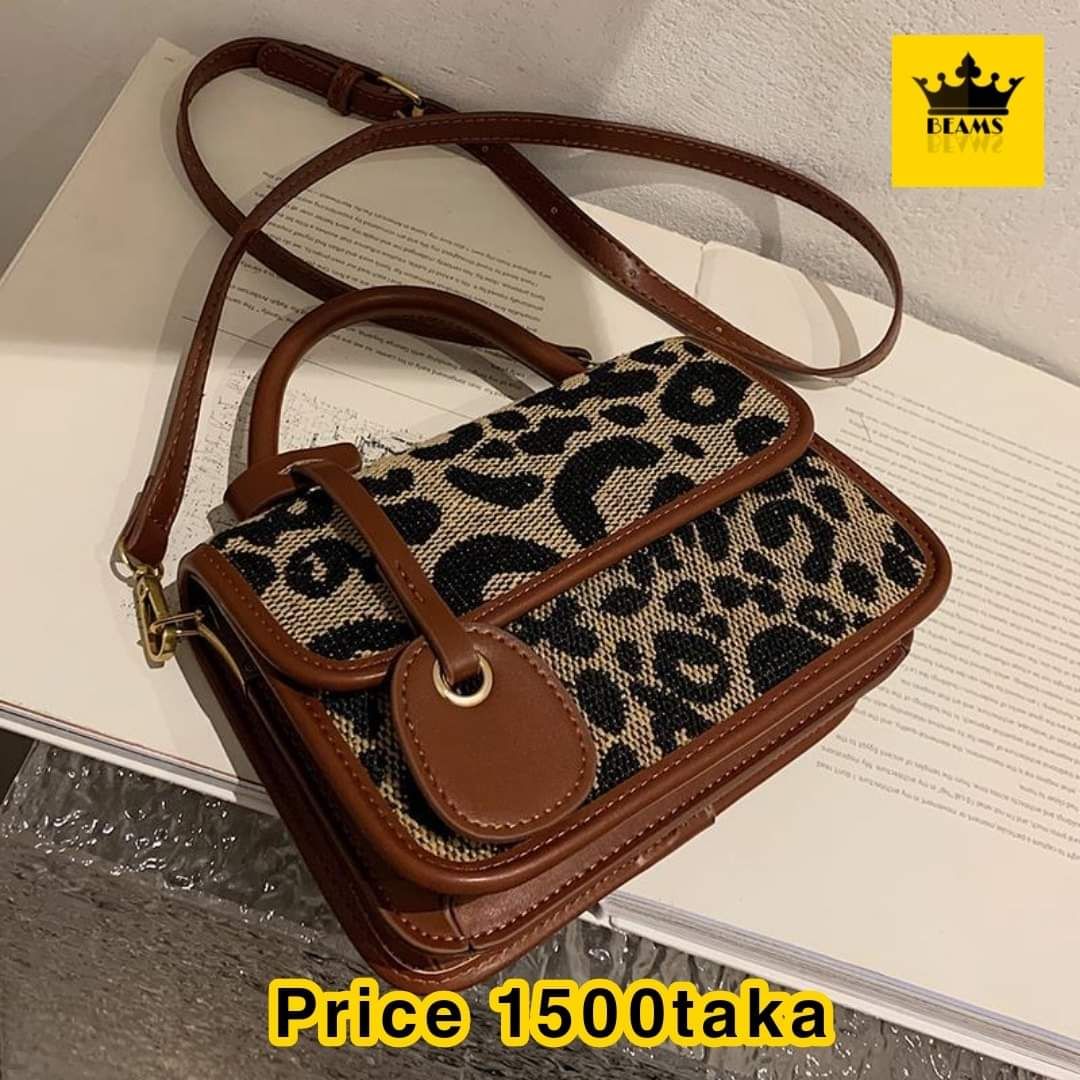 Stylish And Fashionable Trendy Ladies Shoulder/ Hand Bag