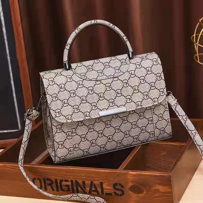 Grey color medium handbag for women (9138 Grey)