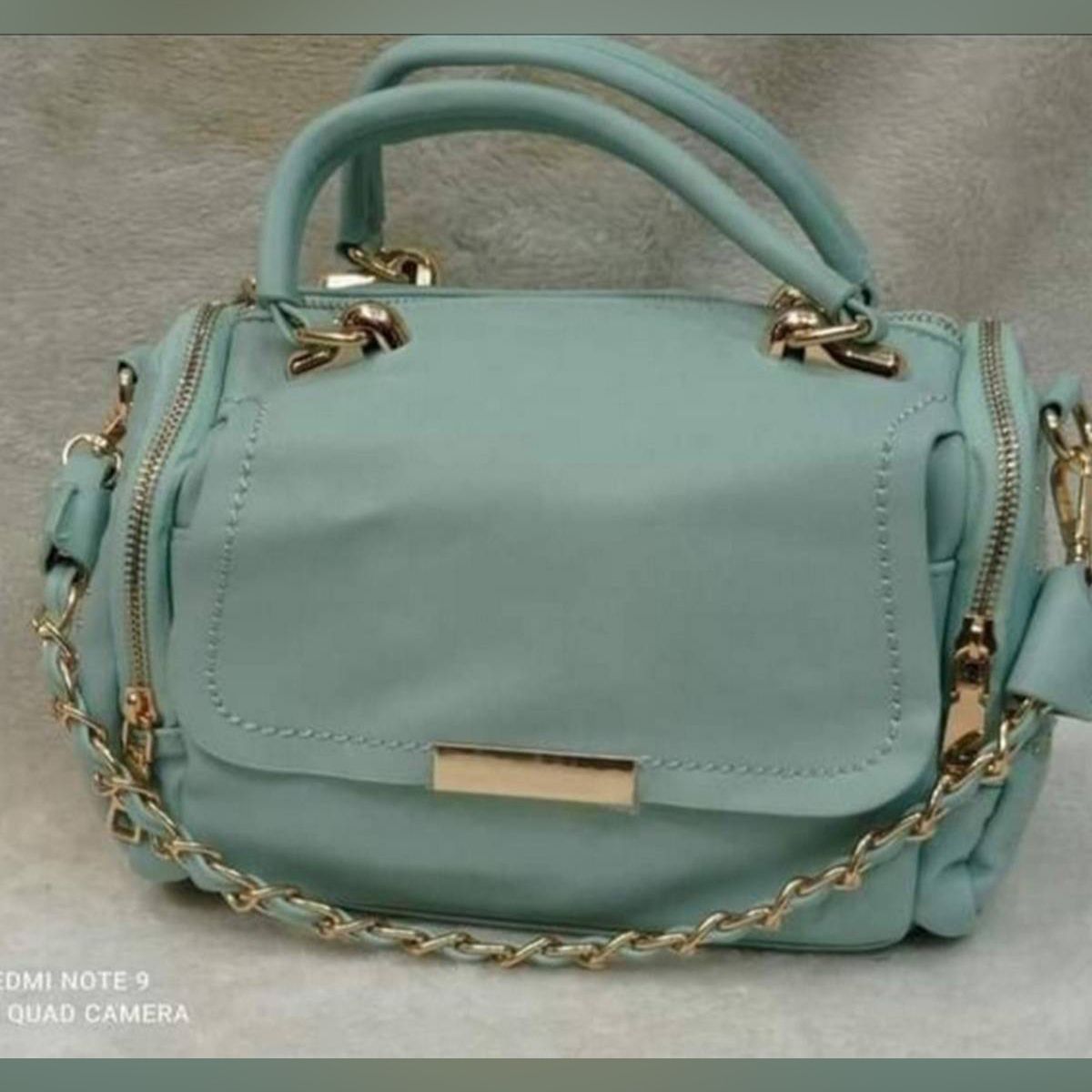 fashionable ladies bag