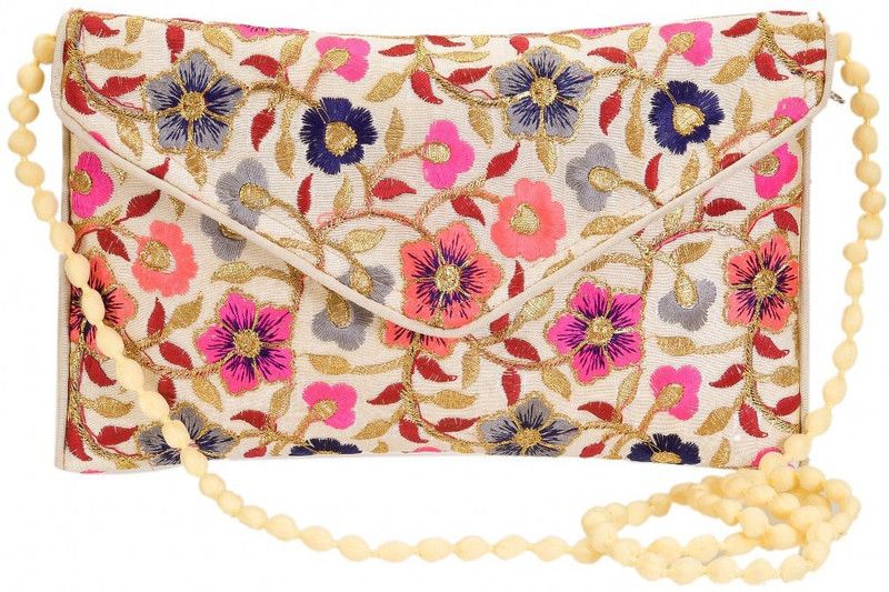 Black Girls Clutch  (Pack of 2)