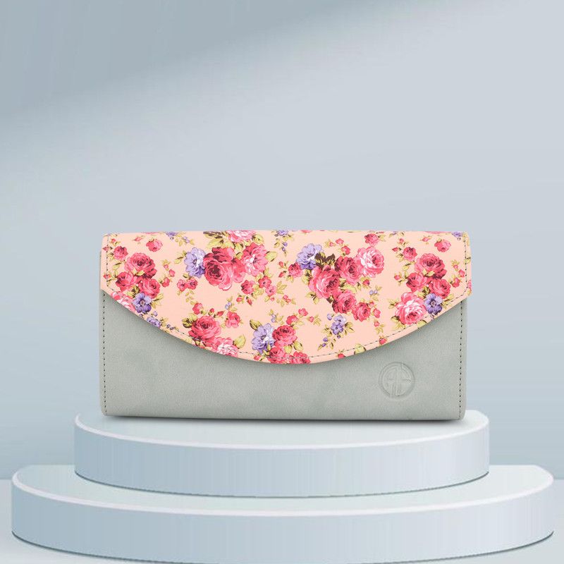 Party Green Clutch