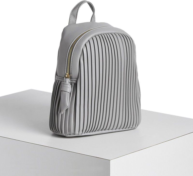 6.578 L Backpack Grey Backpack  (Grey)