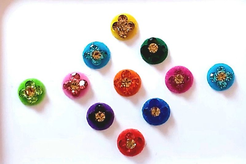 QUBIX New Best Bindi Combo Pack 10 flaps Multicolors Bindi SB73 For head Multicolor Bindis  (stone bindi)