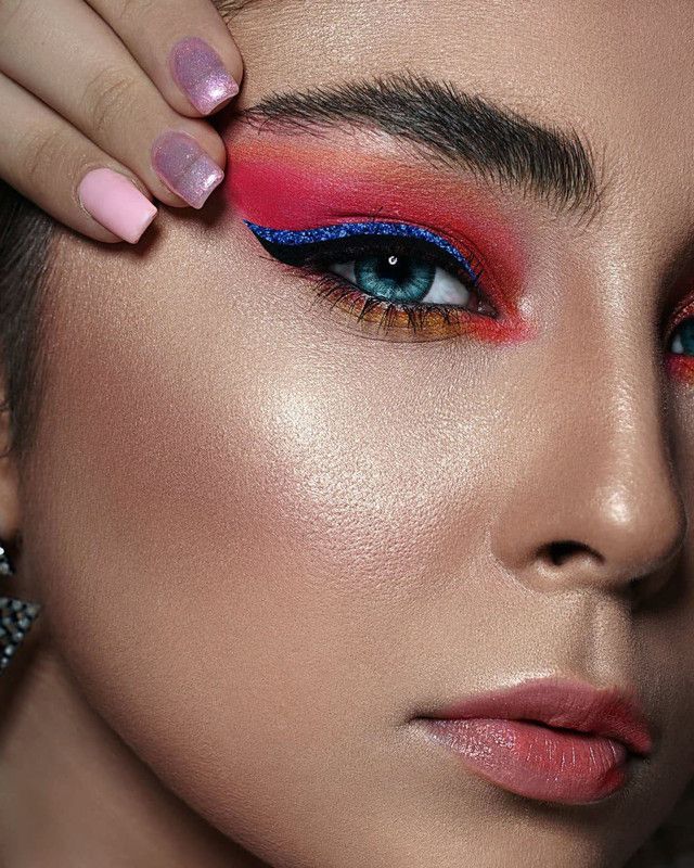 Comet Busters  (Eyeliner Stickers)
