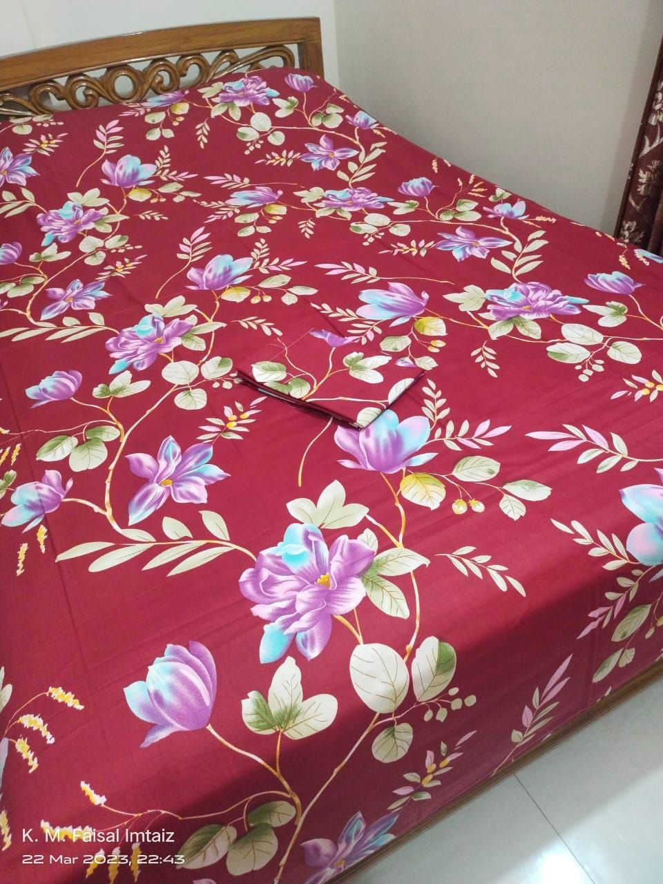 King size cotton bed sheet with matching pillow covers Design Random