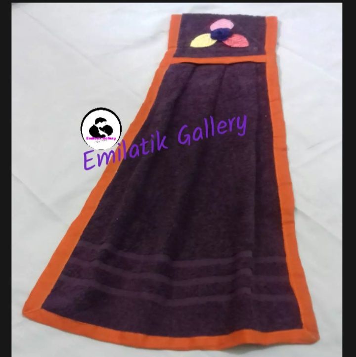 Exclusive Basin Hand Towel- Multi Color 1pcs