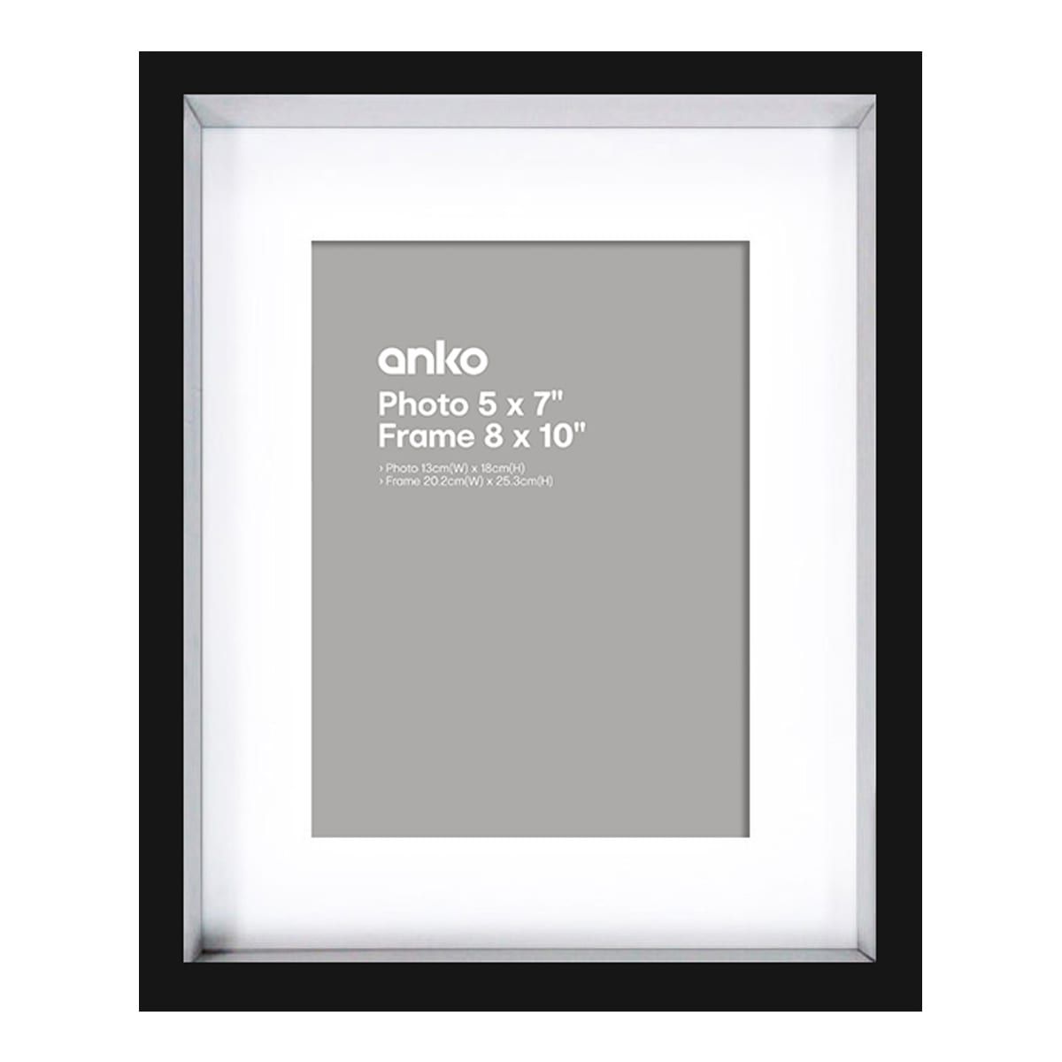 Manhattan Frame - 5in. x 7in. (13cm x 18cm), Black