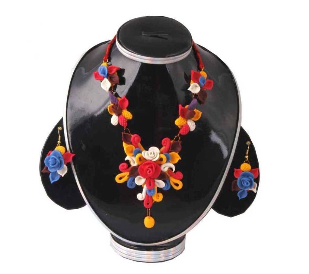 Boishaki neckless with ear ring