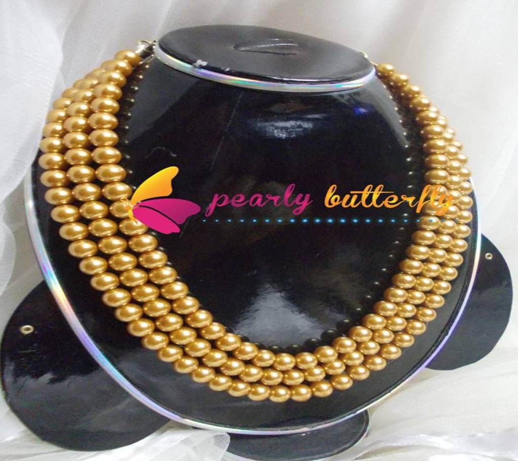 3 layers Glass bead necklace