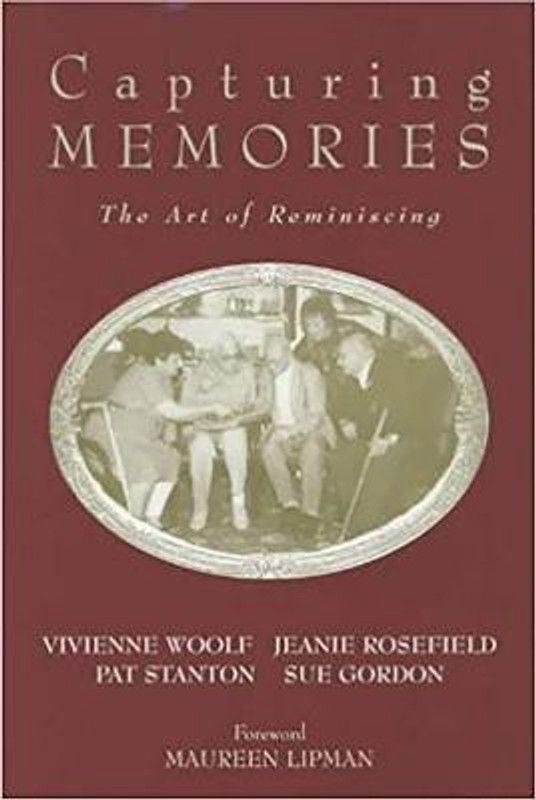 Capturing Memories  (English, Paperback, Woolf Vivienne)