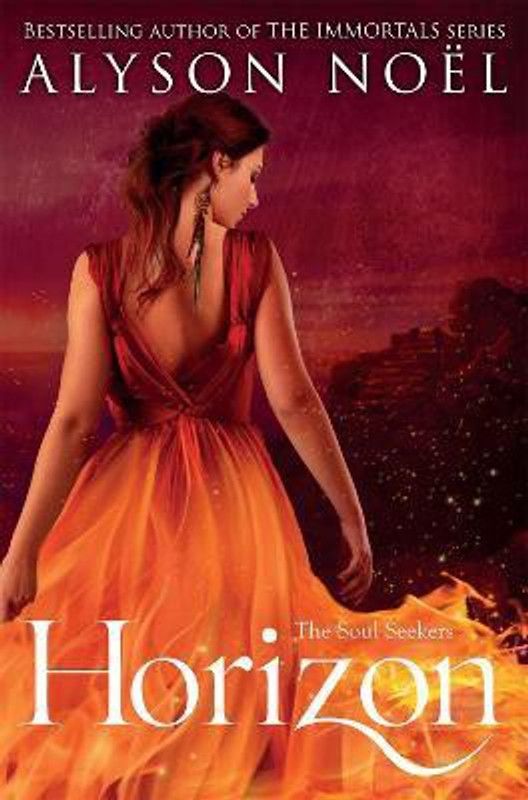 Horizon  (English, Paperback, Noel Alyson)