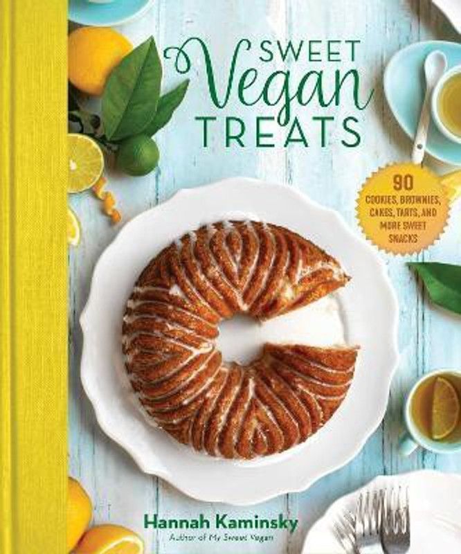 Sweet Vegan Treats  (English, Hardcover, Kaminsky Hannah)
