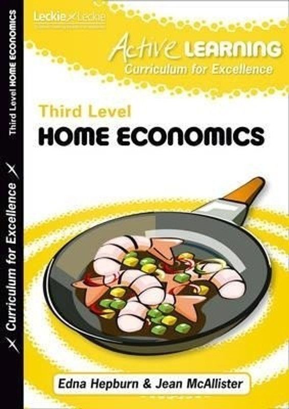 Active Home Economics Course Notes Third Level  (English, Paperback, Hepburn Edna)