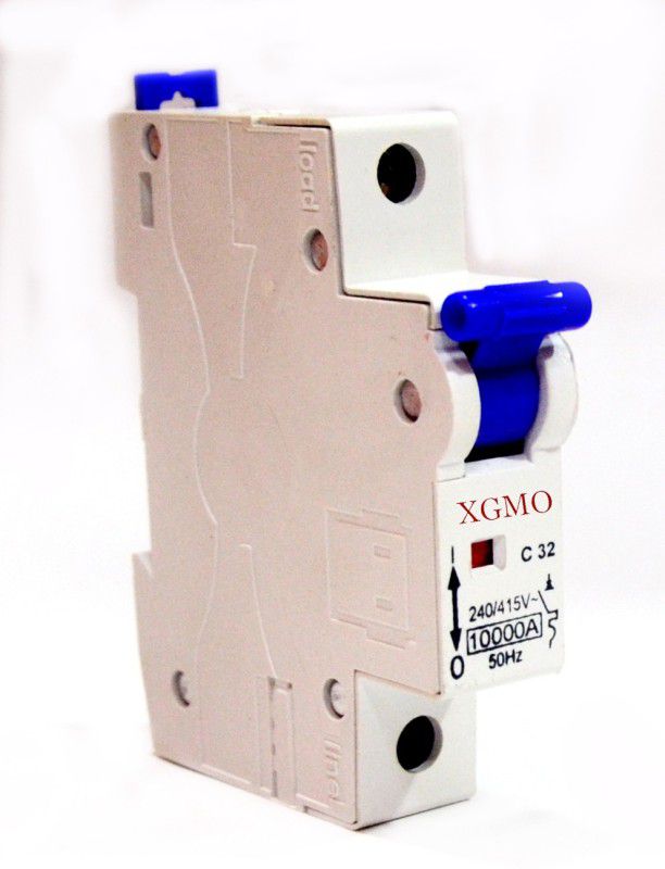 XGMO 32A Single Pole C Curve MCB Power Plug  (White)