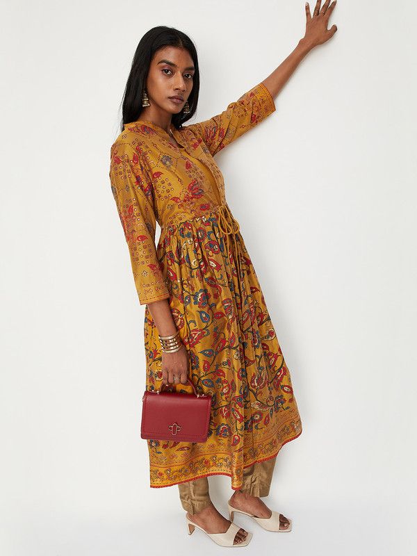 Women Printed Polyester Frontslit Kurta  (Yellow)