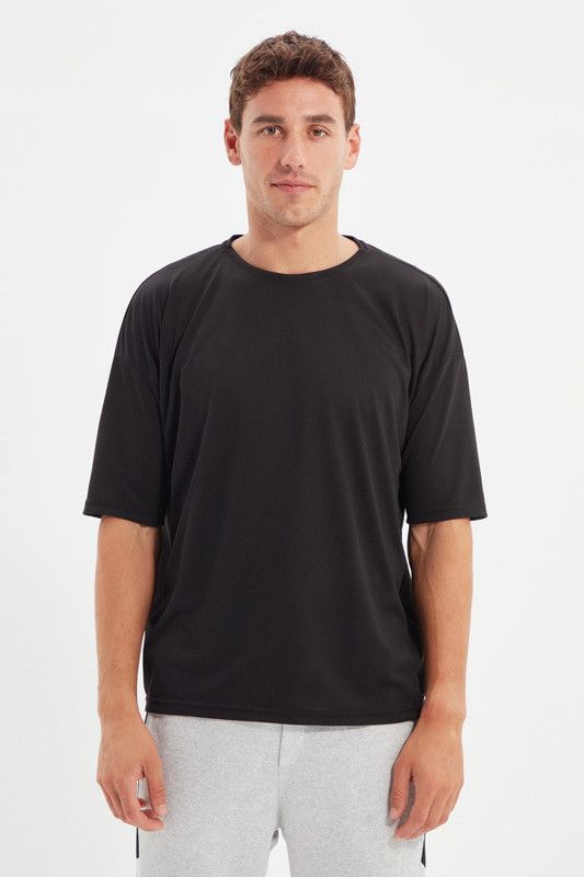TMNSS21TS0811 Men Solid Round Neck Cotton Blend Black T-Shirt