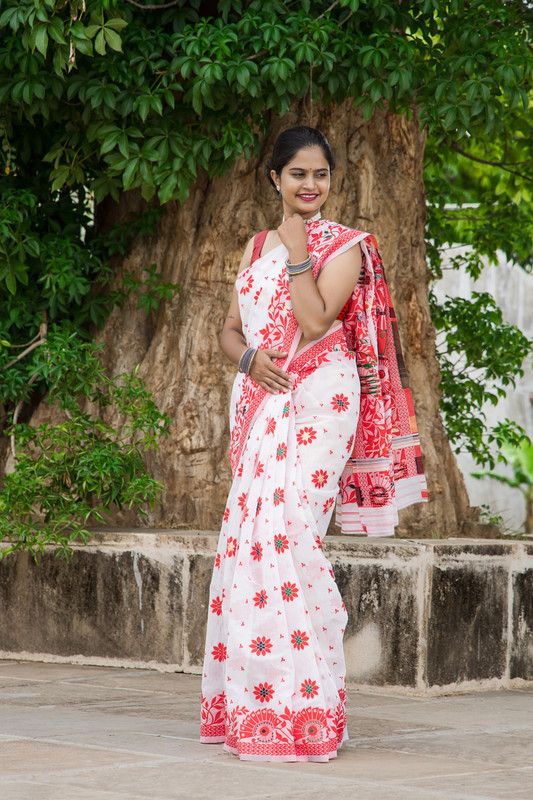 Solid/Plain Jamdani Cotton Silk Saree  (White)