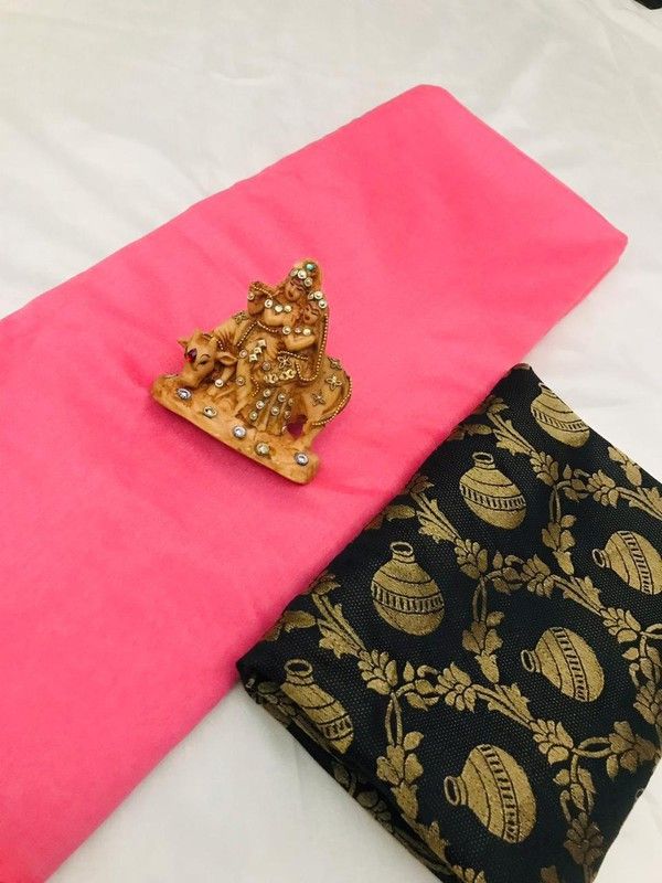 Ikkat Cotton Blend Saree  (Pink)
