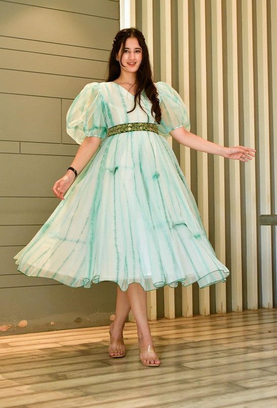 Women Dyed/Ombre Georgette A-line Kurta  (Green)