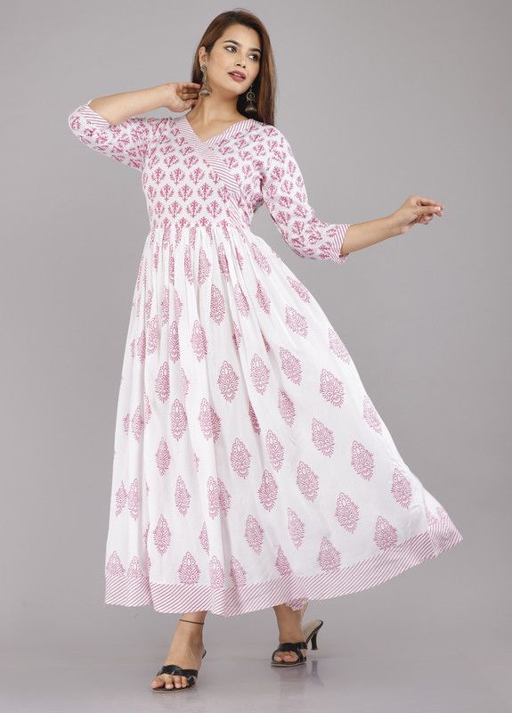 Women Printed Kurta  (White, Pink)