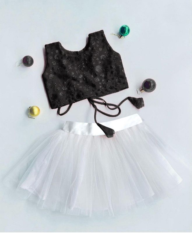 Girls Lehenga Choli Ethnic Wear Solid Lehenga & Crop Top  (Black, Pack of 1)