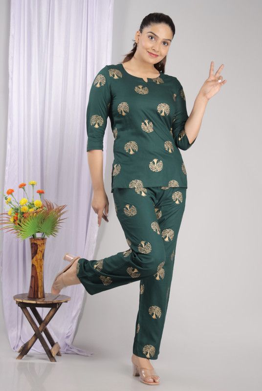 Women Night Suit Set Green Solid