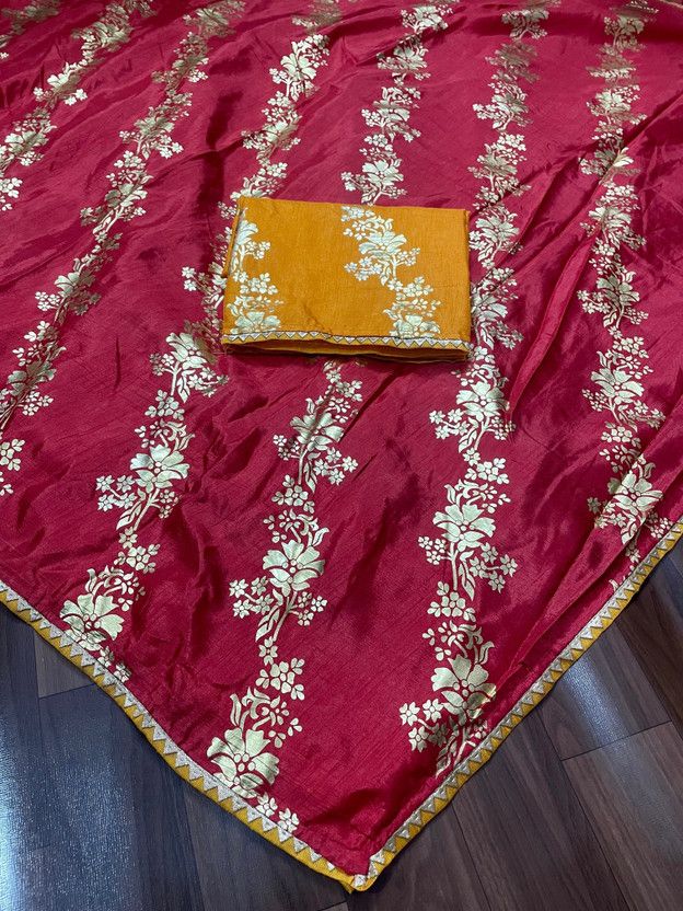 Printed Arani Pattu Art Silk Saree  (Dark Green)