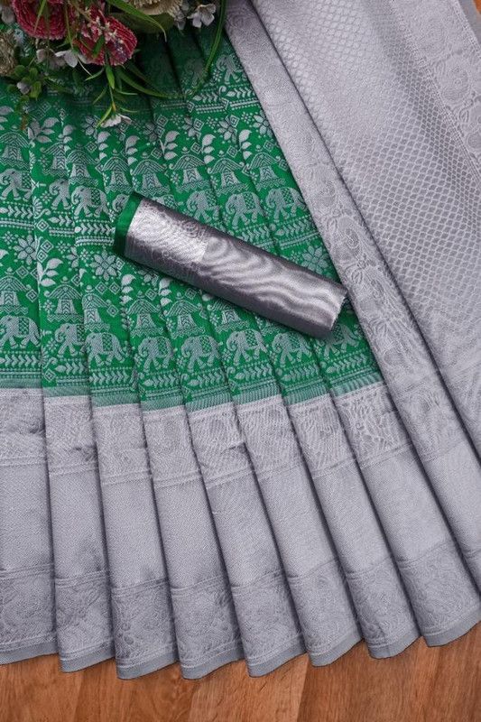 Woven Kanjivaram Jute Silk Saree  (Green, Silver)