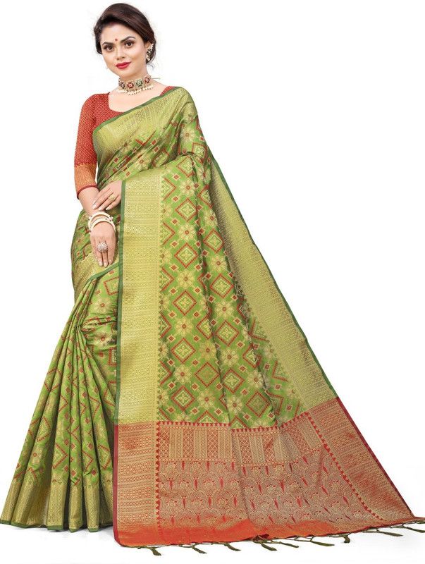 Patola Cotton Blend, Cotton Silk Saree  (Green)
