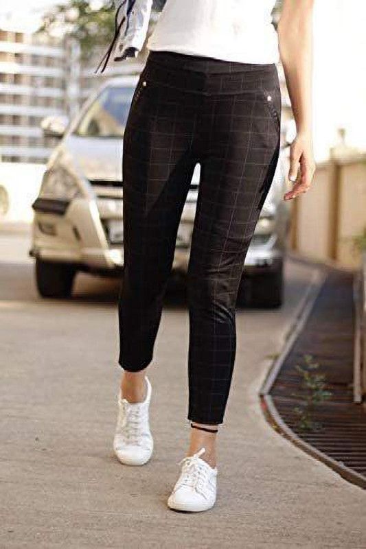 Black, White Jegging  (Checkered)