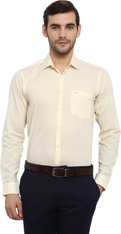 RFS0049 Men Regular Fit Solid Spread Collar Formal Shirt