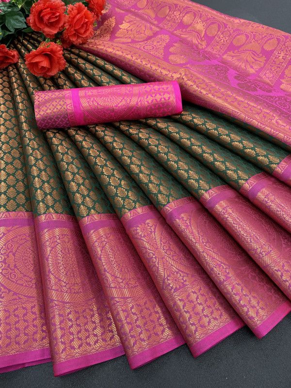 Self Design Banarasi Jacquard Saree  (Dark Green, Pink)
