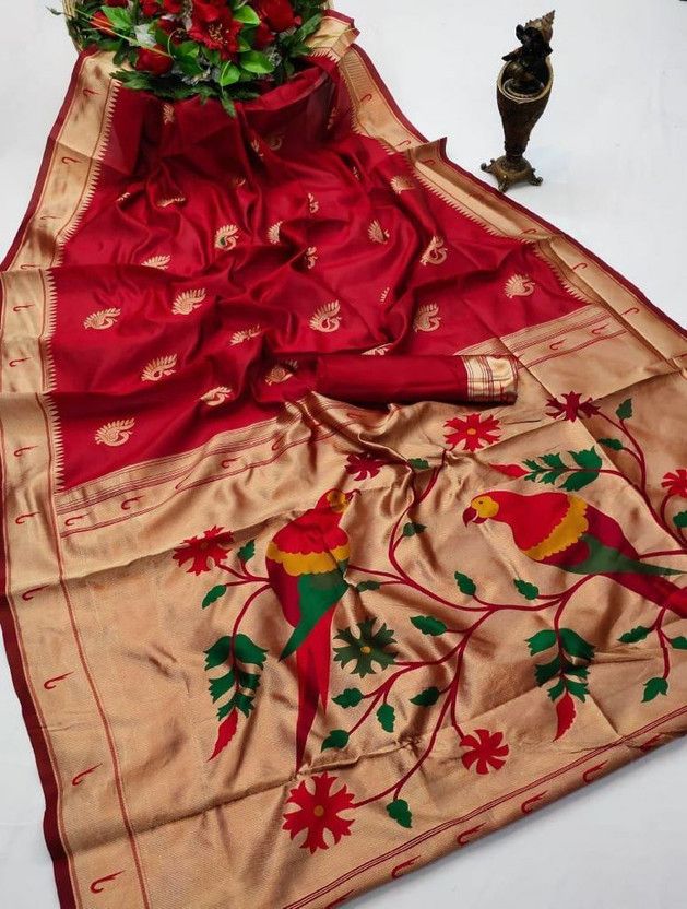 Woven Kanjivaram Pure Silk Saree  (Red, Gold)
