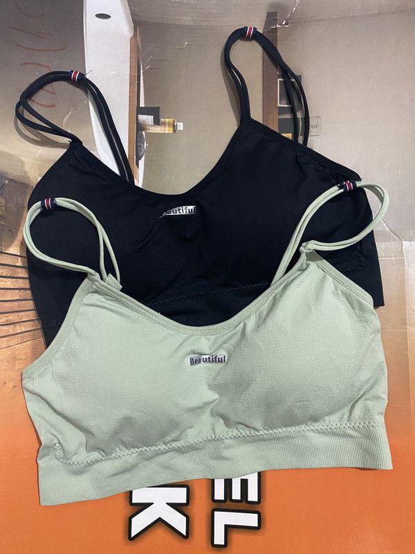 Pack of 2 Women Sports Lightly Padded Bra  (Black, Green)