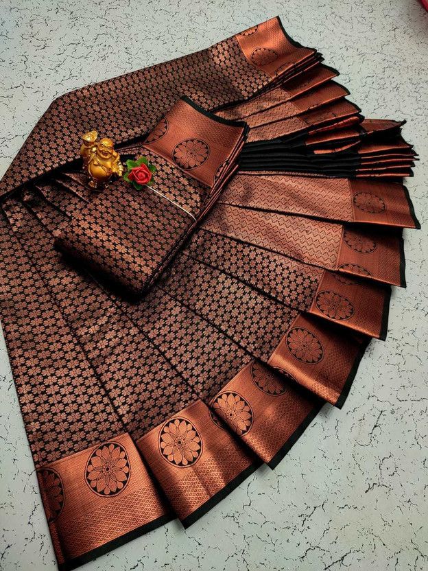 Woven Kanjivaram Art Silk Saree  (Maroon, Black)