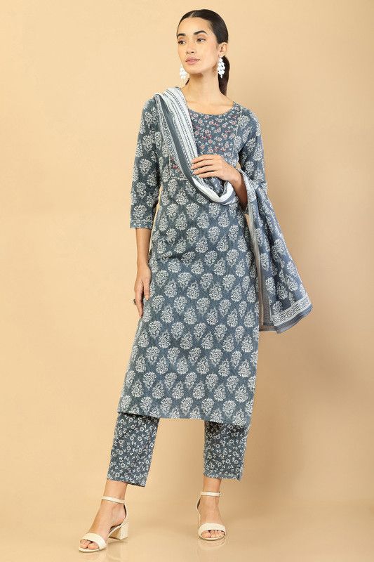Women Kurta and Churidar Set Cotton Blend