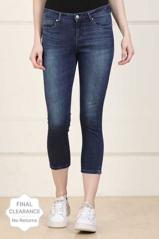 Skinny Women Dark Blue Capri