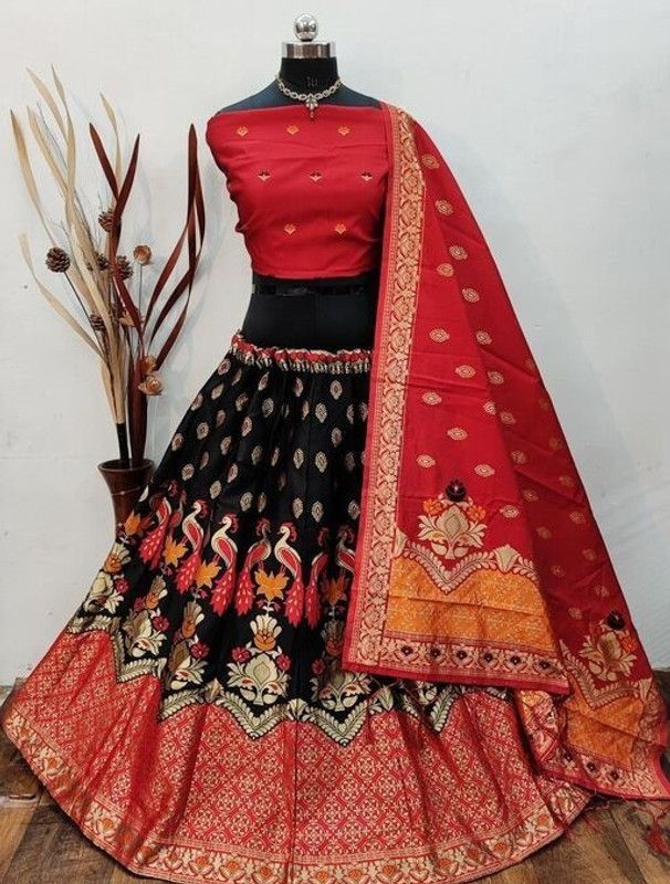 Embellished Semi Stitched Lehenga Choli  (Multicolor)