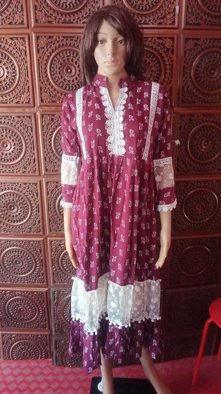 Women Chikan Embroidery, Floral Print Cotton Blend, Khadi Silk Anarkali Kurta  (White, Maroon)