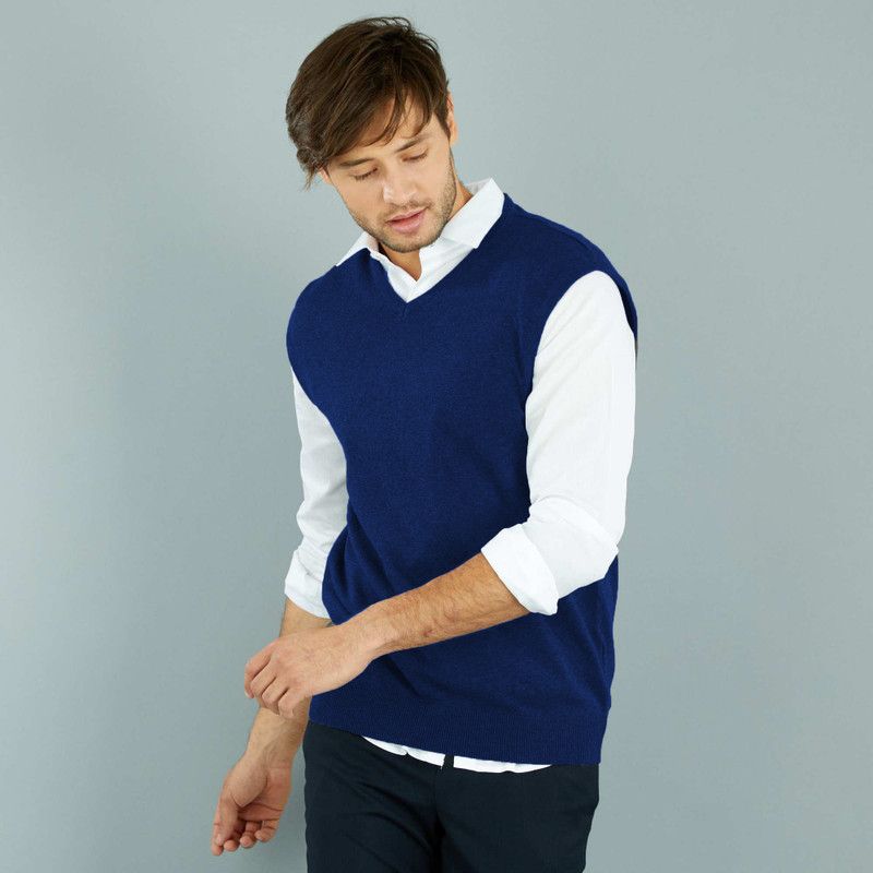 Men Solid V Neck Dark Blue Sweater