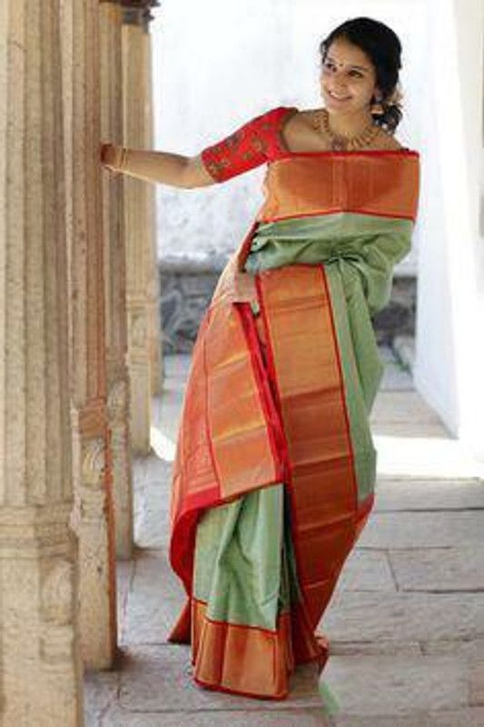 Woven Kanjivaram Jacquard Saree  (Light Green)