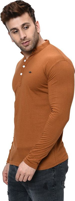 Men Solid Henley Neck Cotton Blend Brown T-Shirt