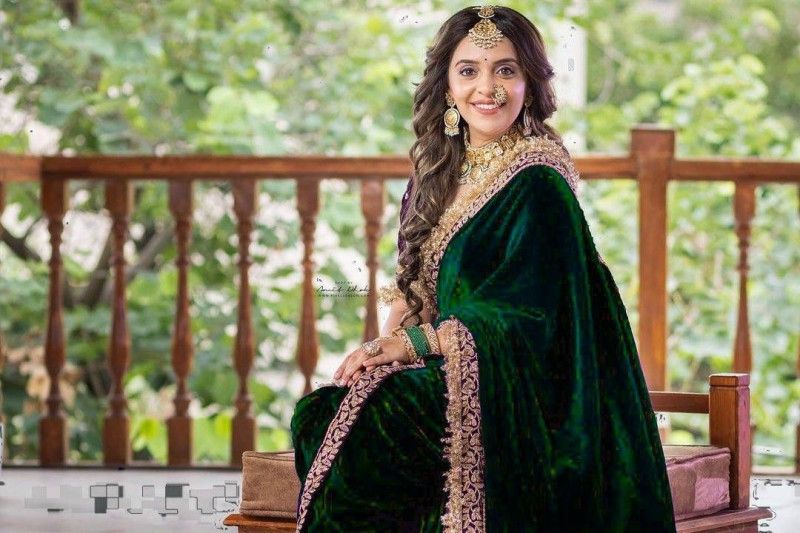 Fashion Velvet Saree  (Dark Blue)