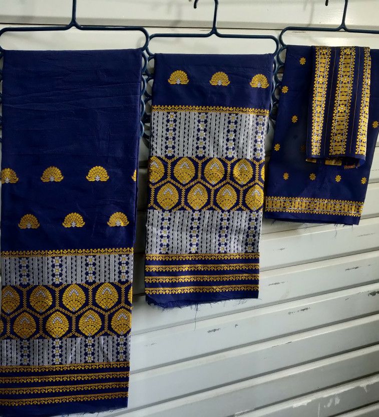 Woven Assam Silk Pure Silk Saree  (Dark Blue)
