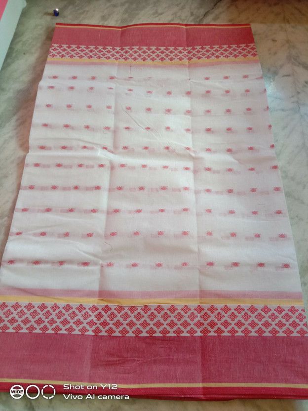 Self Design Tant Pure Cotton Saree  (Cream, Red)