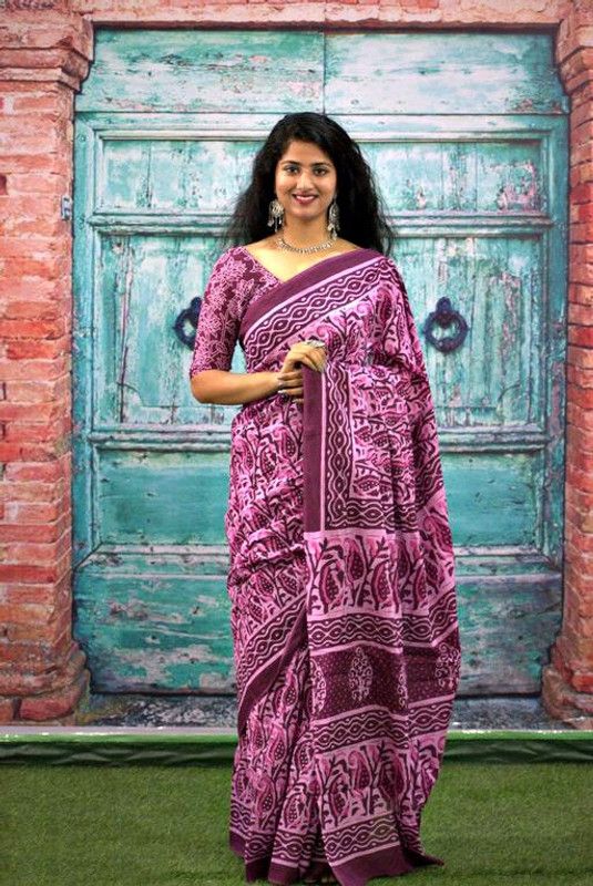 Digital Print Bollywood Art Silk Saree  (Pink)